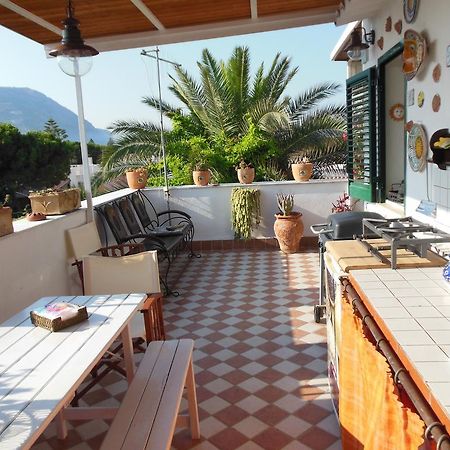 Casa Lunastella Locazione Turistica モンデッロ 部屋 写真
