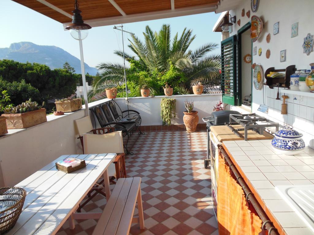 Casa Lunastella Locazione Turistica モンデッロ 部屋 写真
