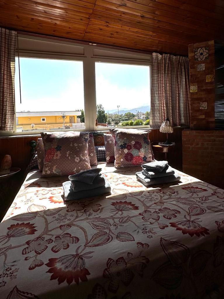Casa Lunastella Locazione Turistica モンデッロ エクステリア 写真