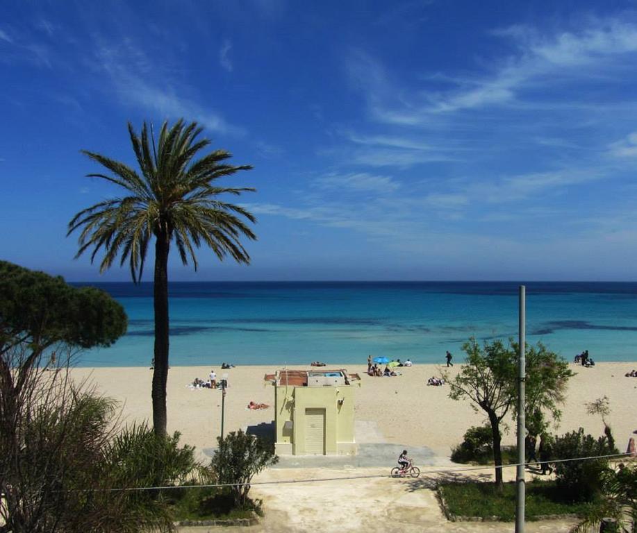 Casa Lunastella Locazione Turistica モンデッロ エクステリア 写真